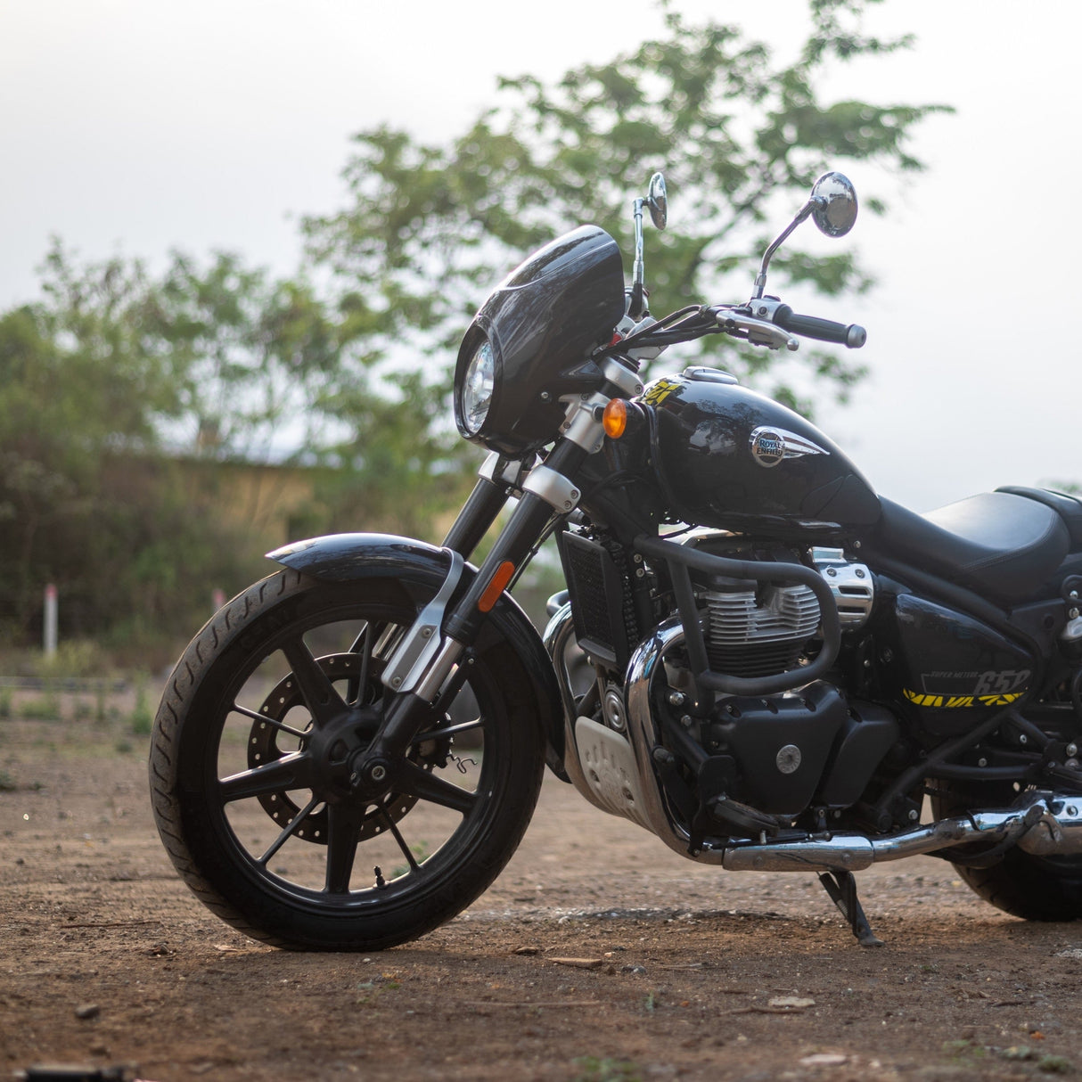 RE Super Meteor 650 | Buff | Headlamp cover