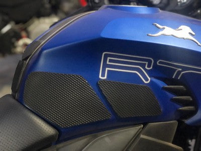 Apache | RTR 200 | Tank Grips - Autologue Design