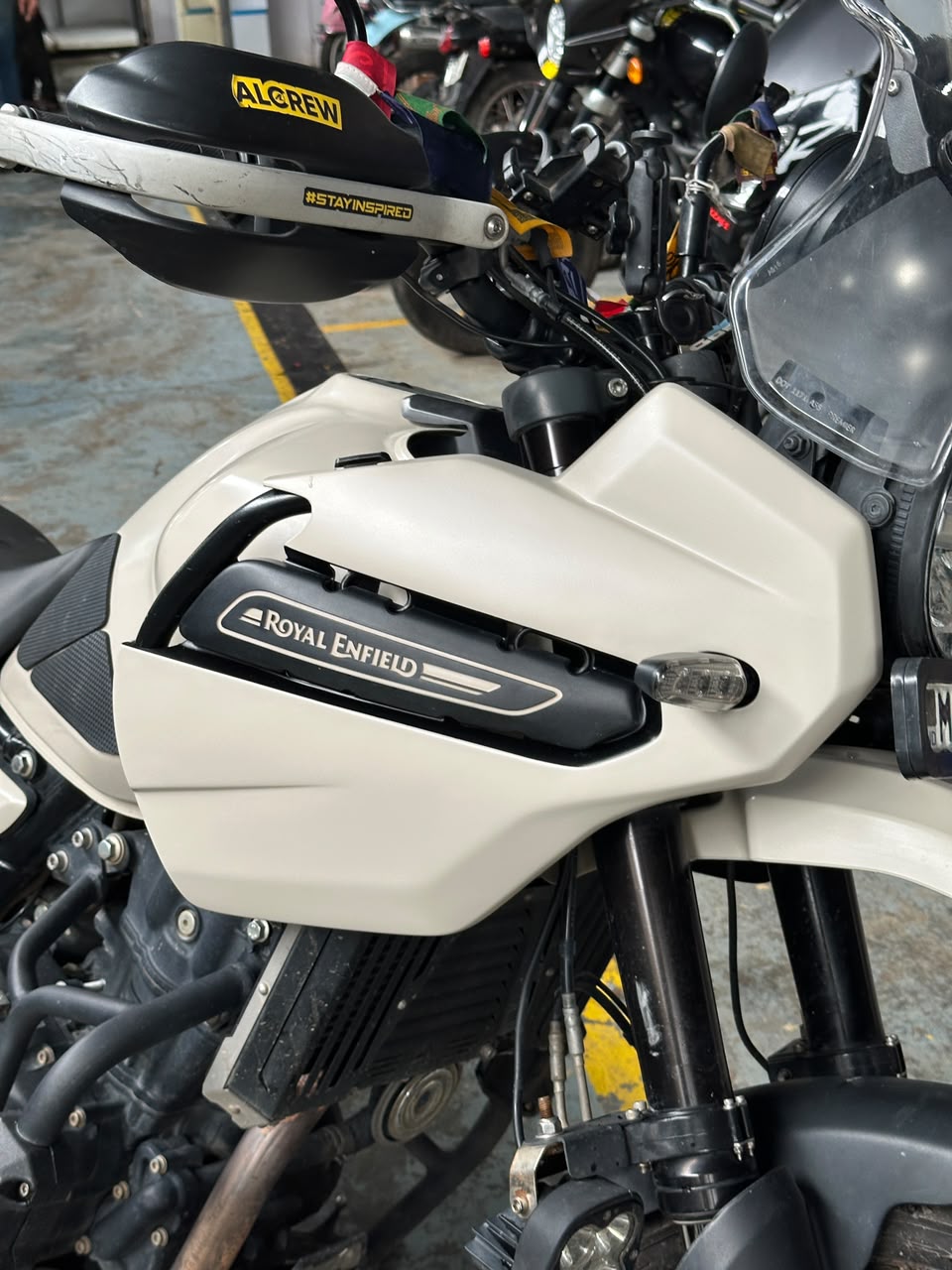 Himalayan 450 | ALTERION | Side panels V2